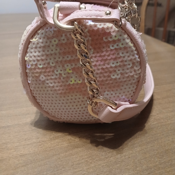 JUICY COUTURE | NWT | Pink Sequin Shoulder Bag with pouch and charm - Picture 8 of 16